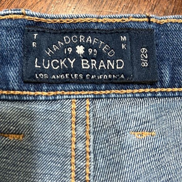 Lucky Brand Denim Patch Pocket Short Sz 8/29 Inseam 2.5" EUC - Picture 4 of 14